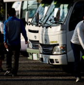 一般貨物自動車運送事業許可、利用運送事業のことなら大阪府堺市美原区の行政書士村上法務事務所